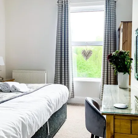 Apartament Maple House - Quaint Victorian With Free Parking