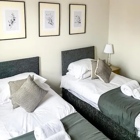 Apartment Maple House - Quaint Victorian With Free Parking York