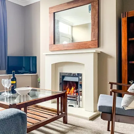 Maple House - Quaint Victorian With Free Parking Apartmán *