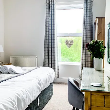 Apartamento Maple House - Quaint Victorian With Free Parking