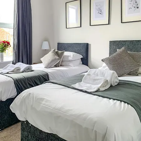 Maple House - Quaint Victorian With Free Parking Apartmán *