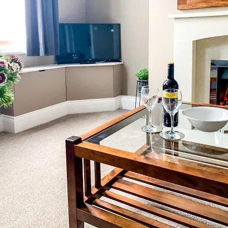 Apartament Maple House - Quaint Victorian With Free Parking