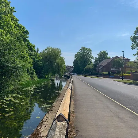 Apartament Maple House - Quaint Victorian With Free Parking