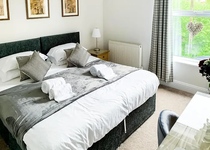 Maple House - Quaint Victorian With Free Parking Apartamento York