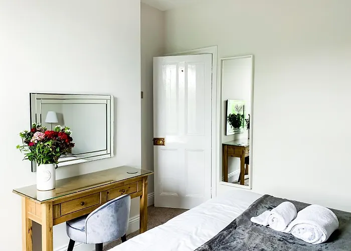 Maple House - Quaint Victorian With Free Parking Apartamento *