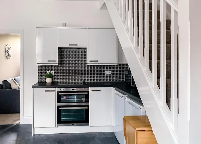 Maple House - Quaint Victorian With Free Parking Apartamento York