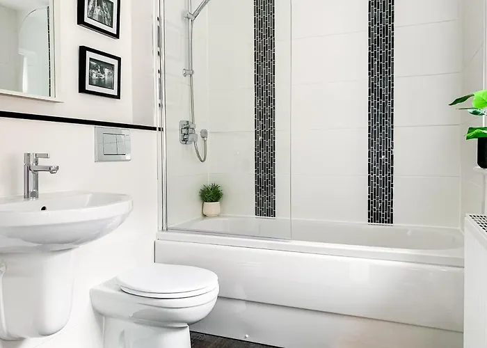 Maple House - Quaint Victorian With Free Parking * York