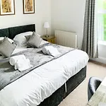 Maple House - Quaint Victorian With Free Parking Apartment York
