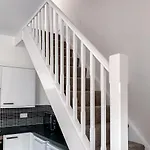 Apartment Maple House - Quaint Victorian With Free Parking York