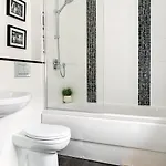 Maple House - Quaint Victorian With Free Parking * York